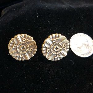 VTG brassy 80s clip-ons